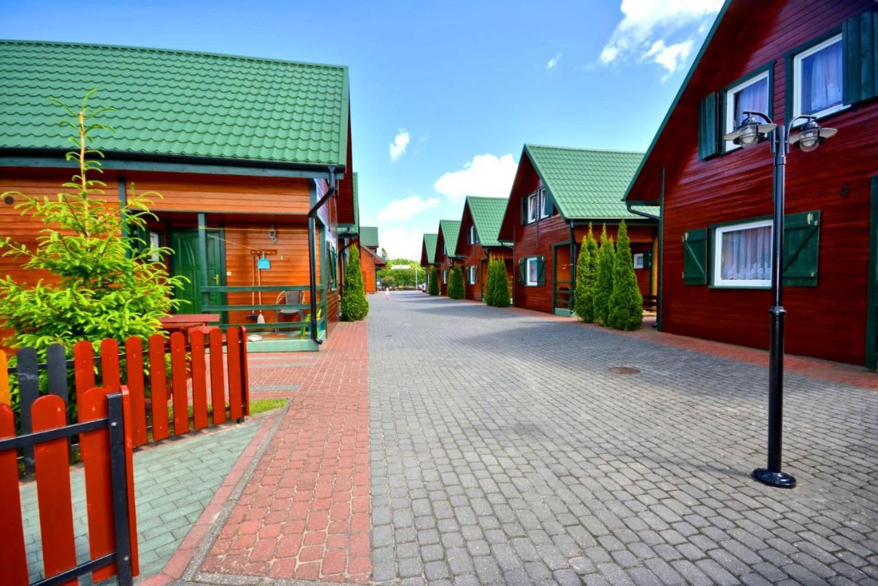 Duet II Hotel Karwia Eksteriør billede